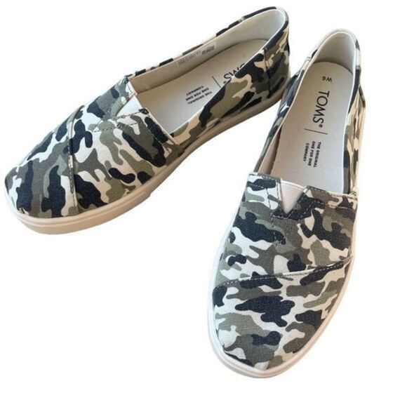 NEW Toms Dirty‎ Olive Camouflage Print Girl's Alpargata Slip-On — SZ 6 - Picture 1 of 11